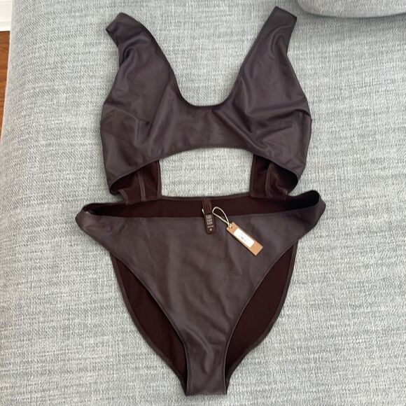 Skims Cut Out Monokini Cocoa Wet Jersey Size 4X - Picture 2 of 10